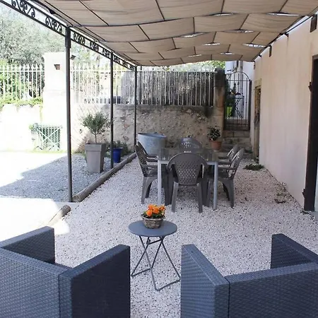 Le Du Jas Vieux Vakantiehuis